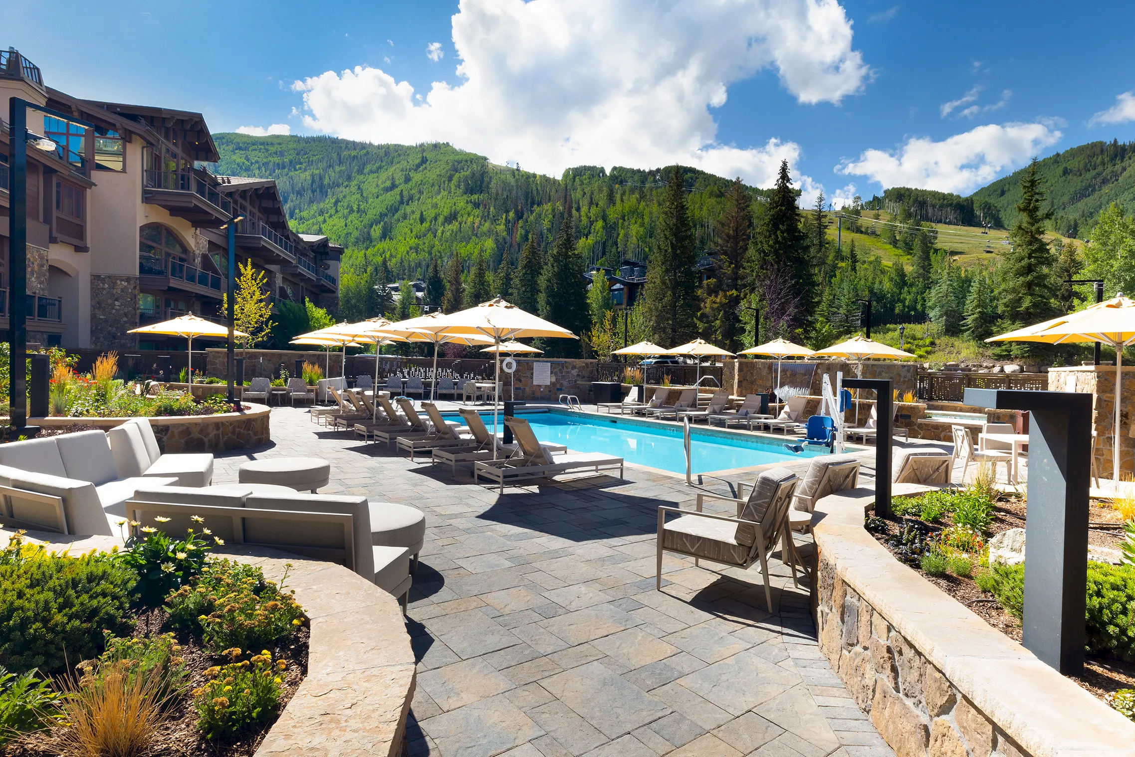 Mountain corporate retreat Colorado team building activities at Manor Vail Lodge hot tubs